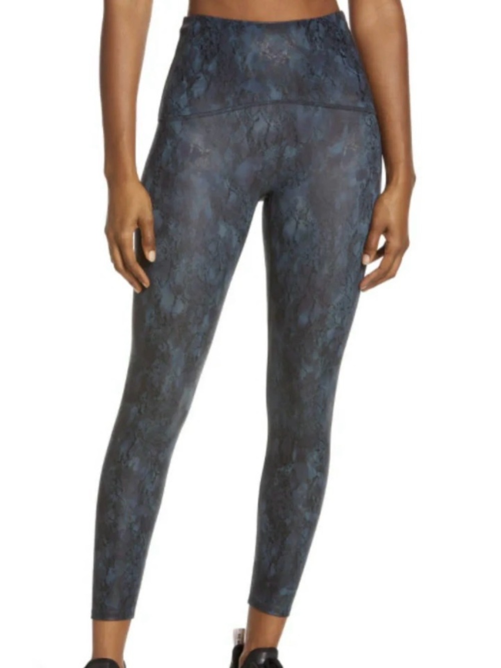 Spanx Booty Boost Printed Leggings Small Navy Blue Reptile New With $98 Tag
